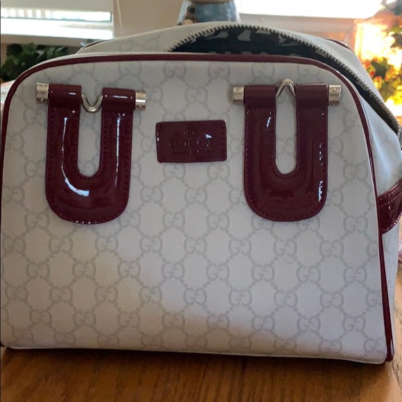 Maroon and white Gucci cross body - Picture 1 of 1